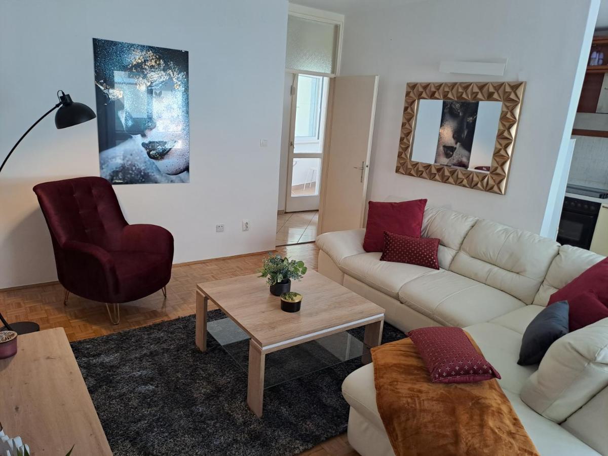 Center Apartment Silvana Split Extérieur photo