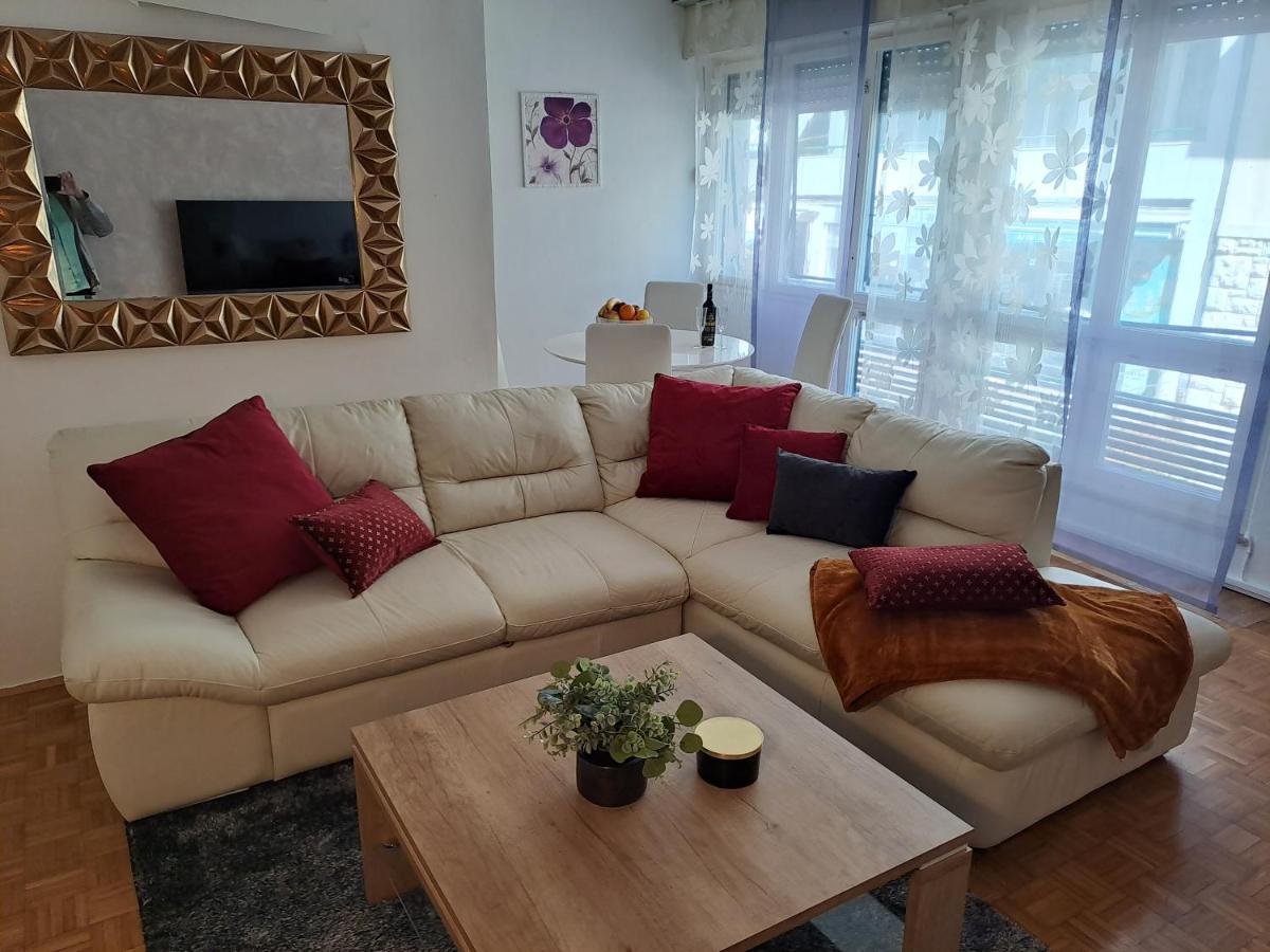 Center Apartment Silvana Split Extérieur photo