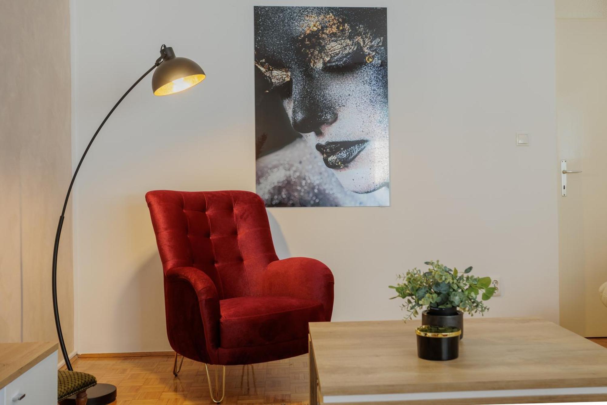 Center Apartment Silvana Split Extérieur photo